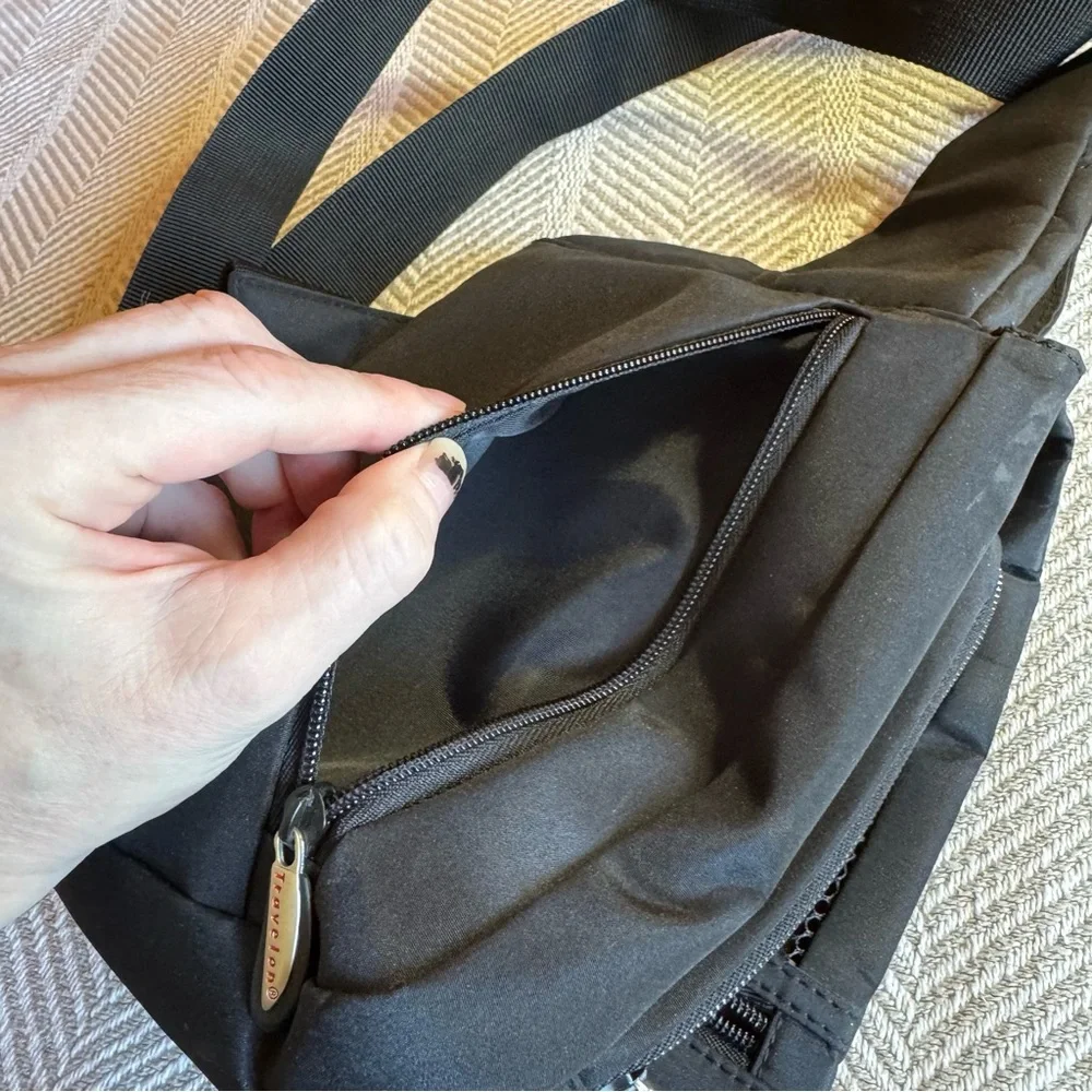 Travelon RFID Anti-Theft Crossbody Sling Bag, Black, EUC‎ - Picture 8 of 13